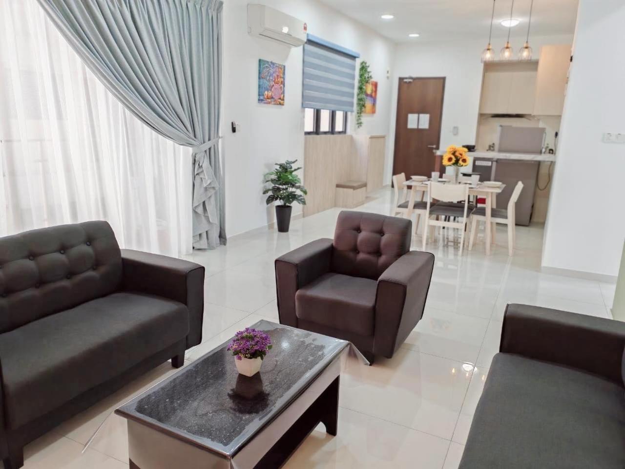 Country Garden Seaview Jchome By Mwm * Johor Bahru