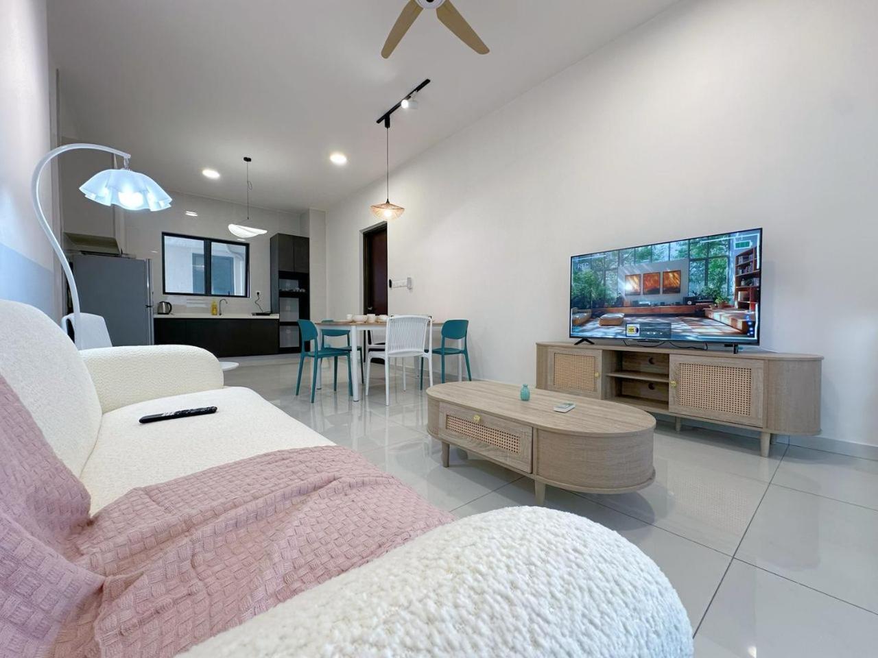 Country Garden Seaview Jchome By Mwm Apartment