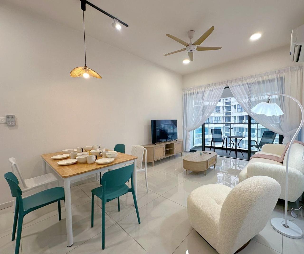 Country Garden Seaview Jchome By Mwm Apartment